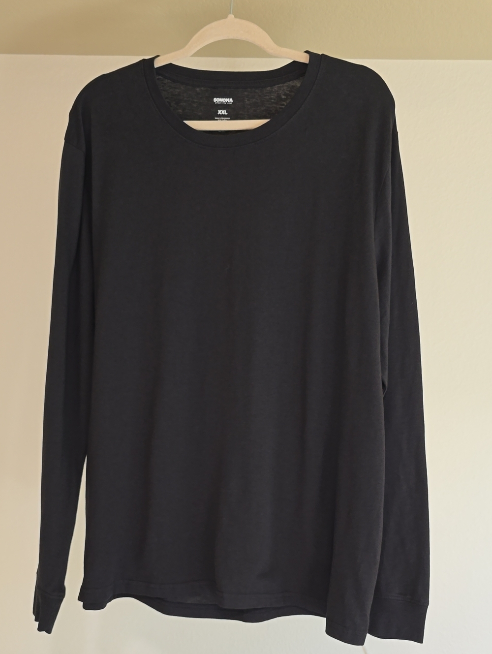 Sonoma Men's Black Long-Sleeve Crewneck Shirt